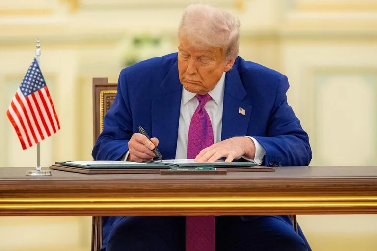 La Corte Suprema Examina la Constitución de la Ciudadanía por Nacimiento Bajo la Administración Trump