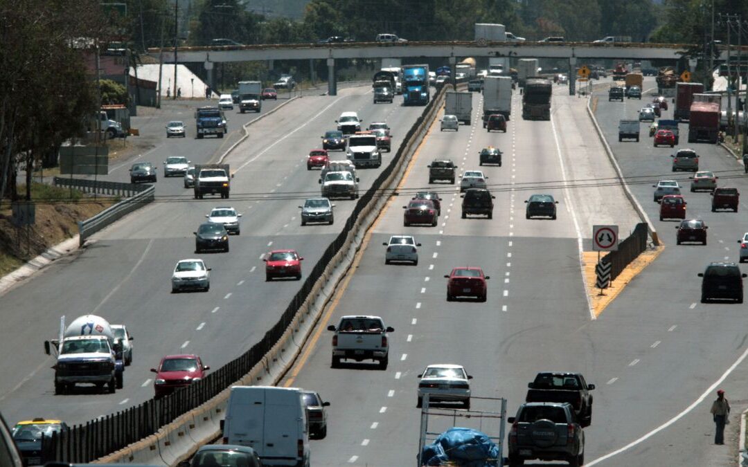 Cierre en la Autopista México-Puebla: Accidente en el km 97 Genera Tráfico