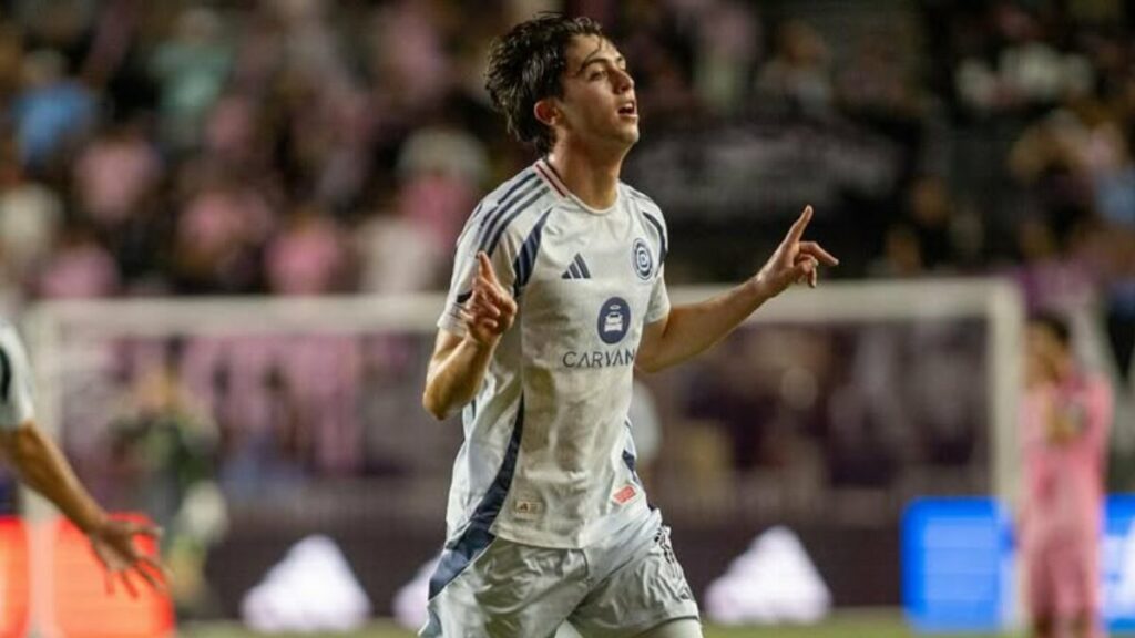 Chivas Asegura a Brian Gutiérrez: Acuerdo con Chicago Fire como Refuerzo