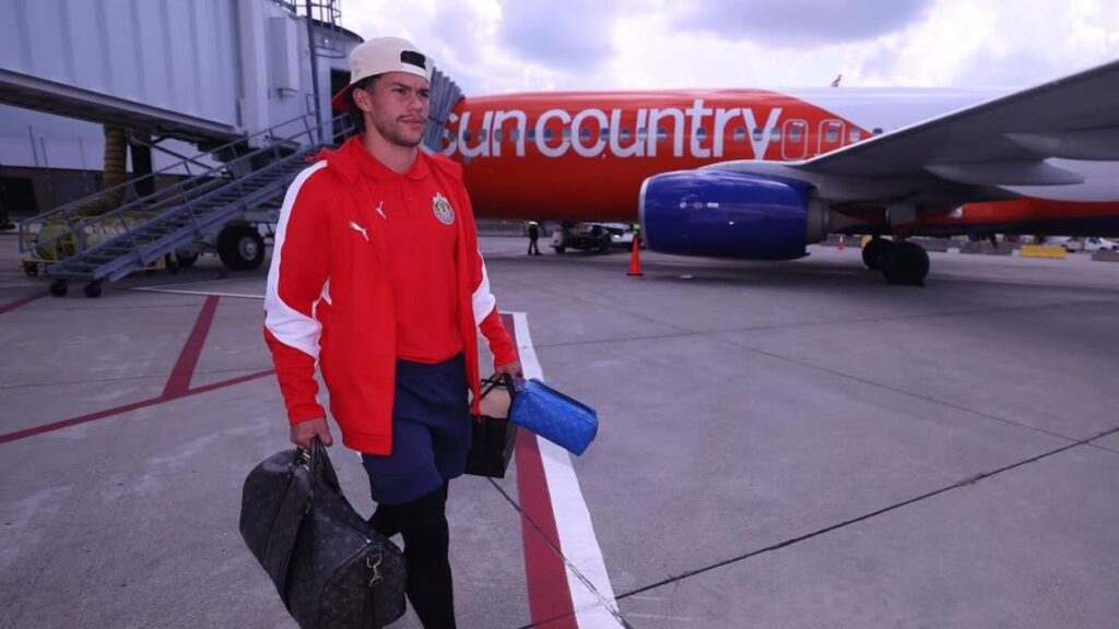 Chivas Anuncia su Primera Baja en el Apertura 2025: ¿Qué Significa para el Equipo?