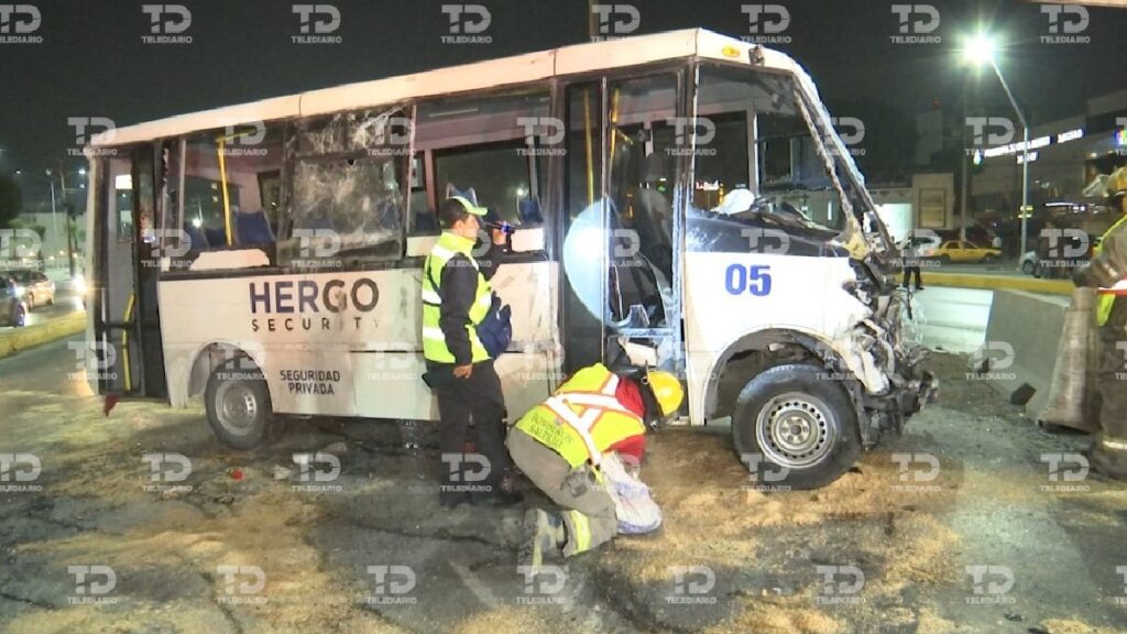 Accidente de volcadura en Saltillo deja 9 guardias de seguridad heridos tras salir del Parque Industrial Santa María