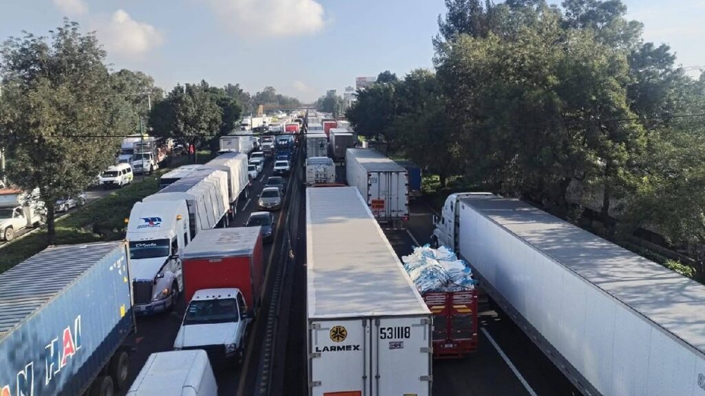 Accidente en Autopista México-Querétaro provoca carga vehicular significativa – Últimas noticias en vivo