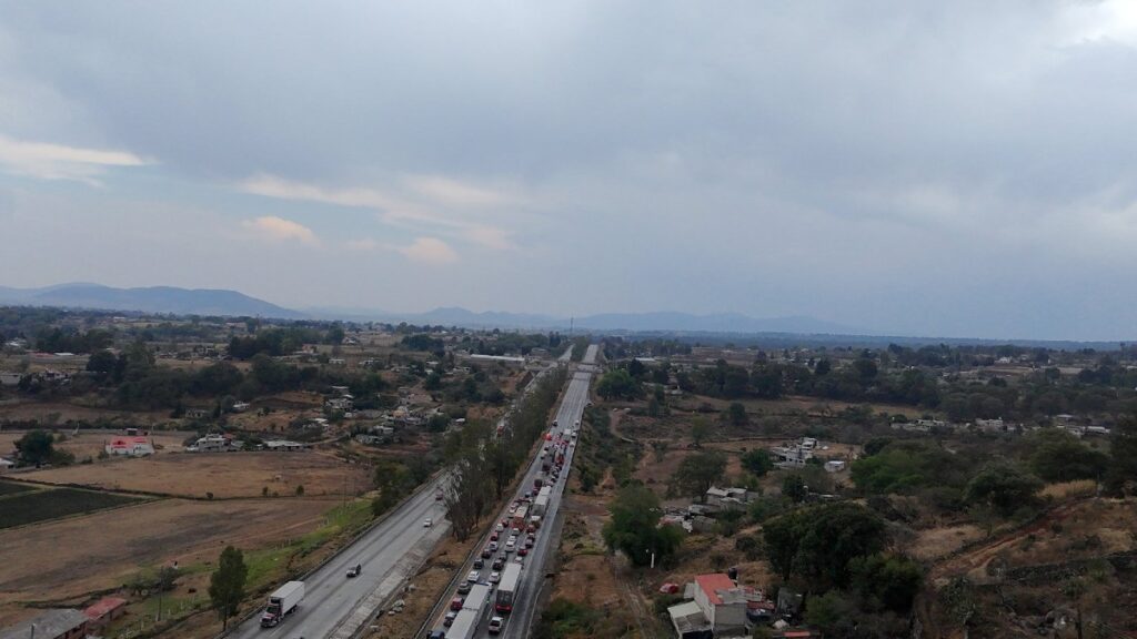Actualización EN VIVO de la Autopista México-Querétaro: Choques y Cierres Viales Hoy