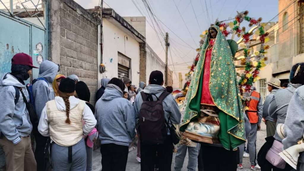 Peregrinación de Xonacatepec: Miles de Peregrinos Se Dirigen a la Basílica de Guadalupe