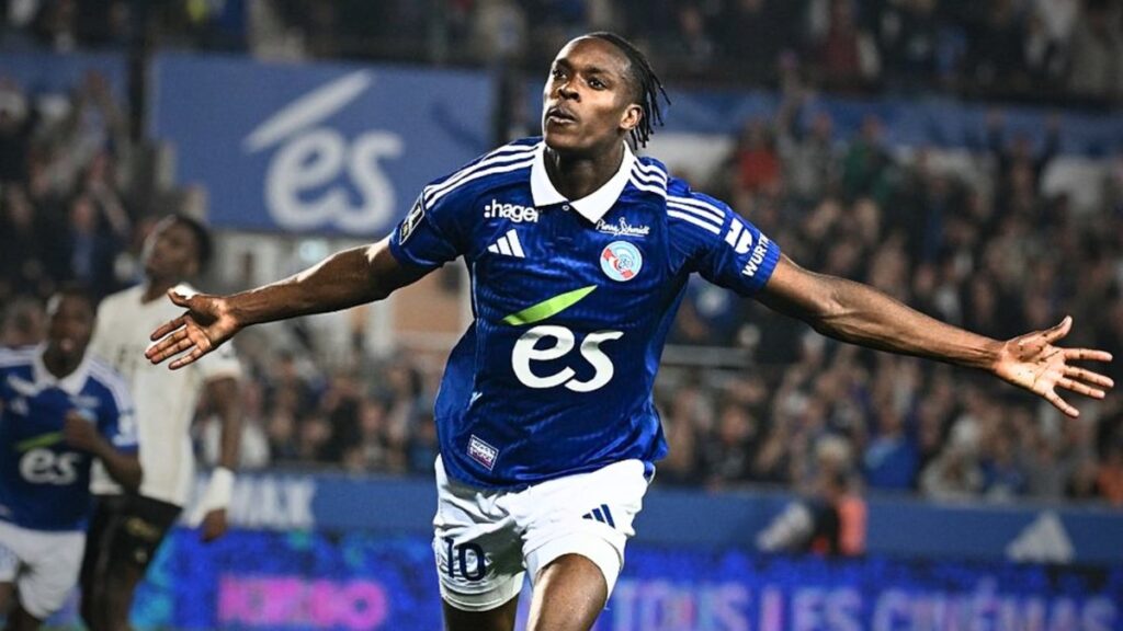 ¡Impactante! Jugador Holandés Suspendido en Francia por No Conocer el País de Su Club
