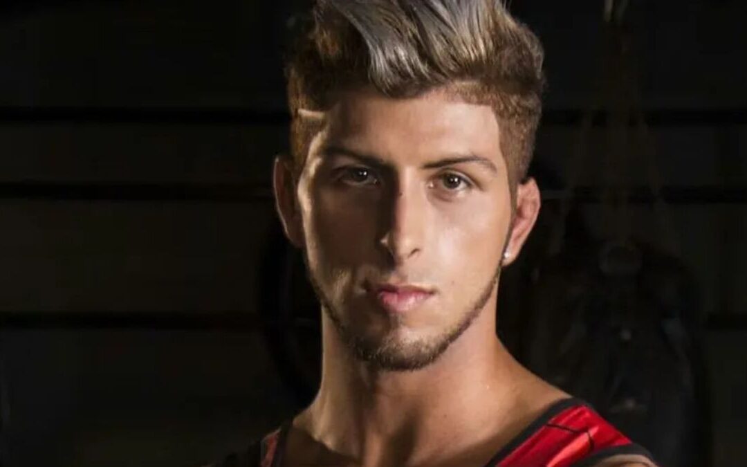 Misterioso hallazgo: influencer fitness encontrado sin vida en su gimnasio