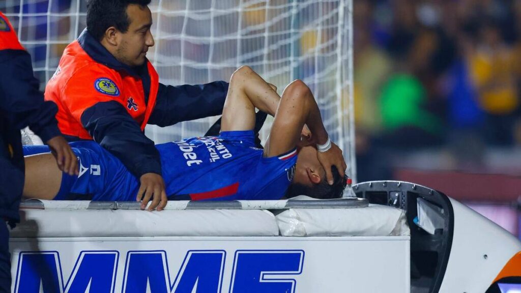 Jesús Chiquete Orozco enfrenta una grave lesión que preocupa al fútbol mexicano