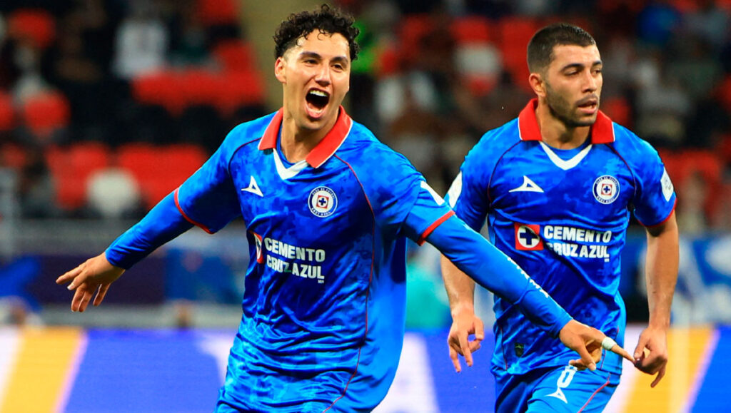 Cruz Azul Empata 1-1 con Flamengo Gracias a un Golazo de Jorge Sánchez