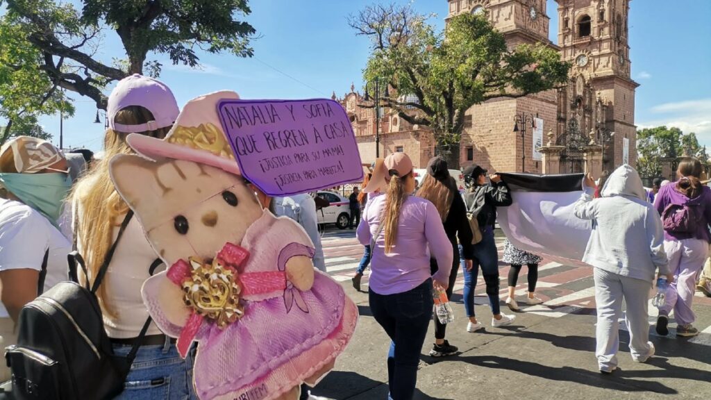 Feministas de Morelia Protestan por el Feminicidio de Maritza E y Exigen la Localización de sus Hijas Desaparecidas