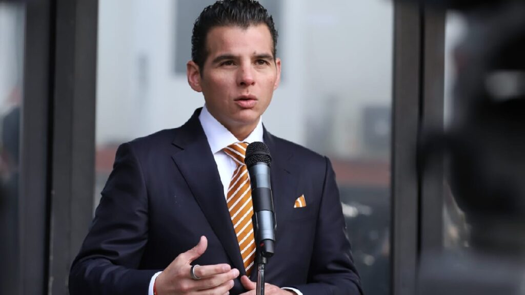 Miguel Flores Solicita Contrapropuesta al Congreso de Nuevo León sobre el Impuesto sobre Nómina (ISN)