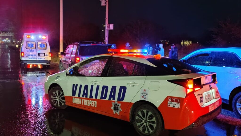 Accidente en el bulevar La Nogalera de Torreón: Mujer cumpleañera entre los heridos