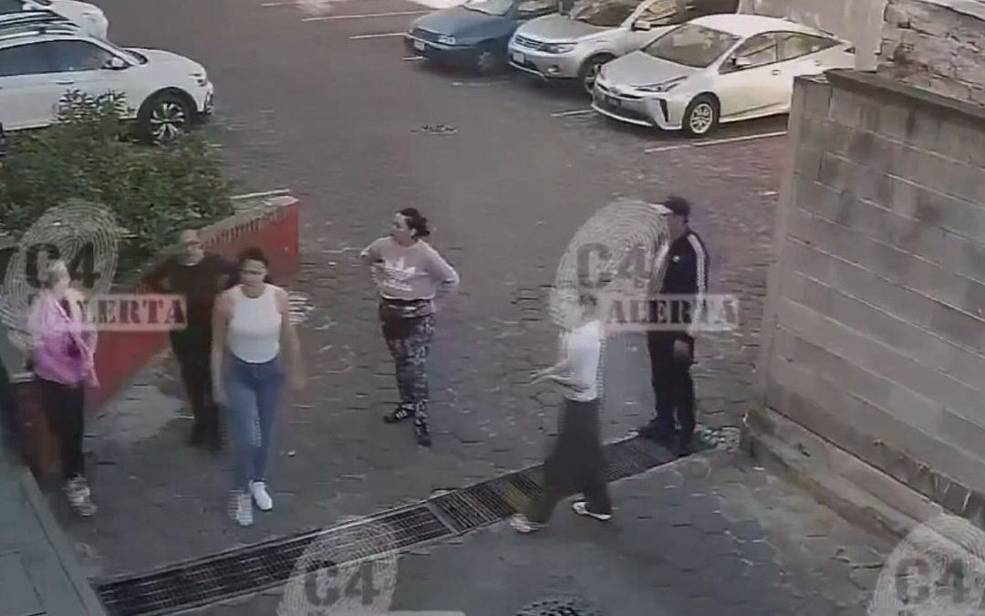 Incidente en Iztacalco: Inquilinas Responden a Administradora de Edificio con Ataque a su Auto