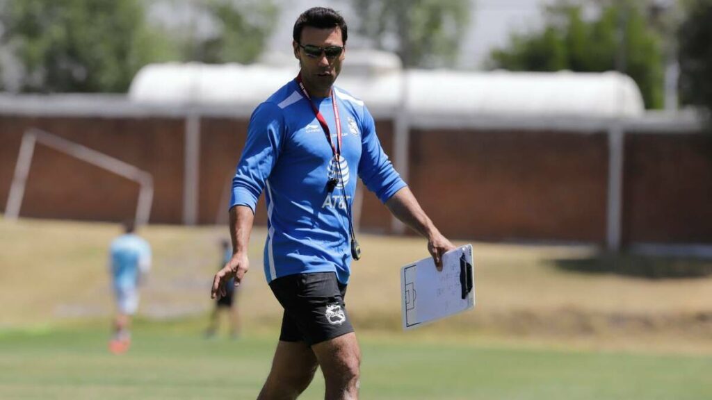 Ruso Zamogilny: De ganar 50 mil dólares en León a solo 5 mil pesos en Querétaro