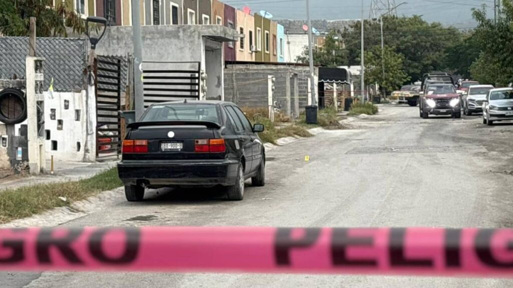 Asesinato en García: Mujer baleada al salir de su casa en Nuevo León