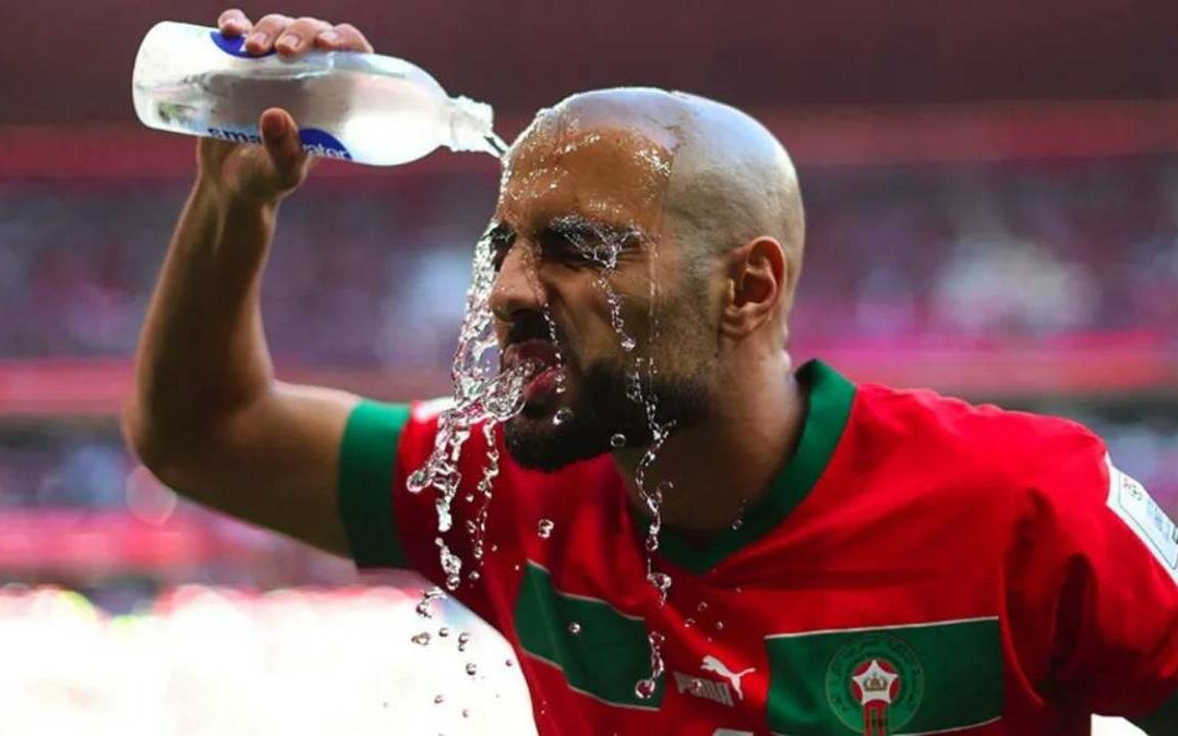 Mundial 2026: La FIFA Introduce Nuevas Reglas de Hidratación para Combatir el Calor