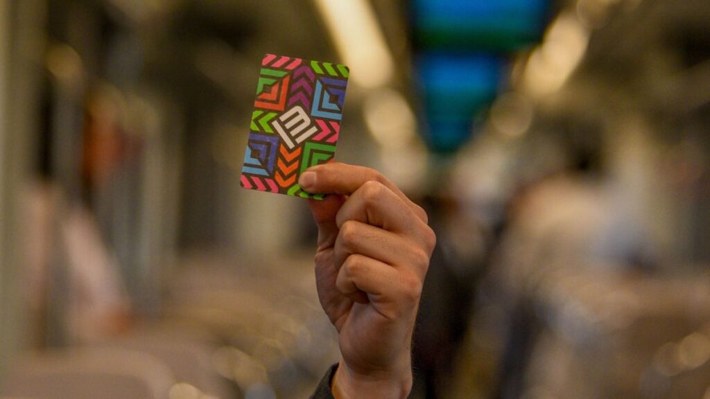 Todo lo que necesitas saber sobre la Tarjeta de Movilidad Integrada desde tu celular