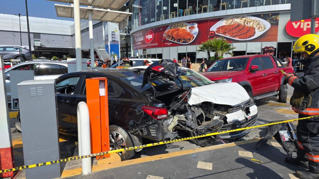 Accidente en Vía Atlixcáyotl: Testigos revelan que jugaban carreritas