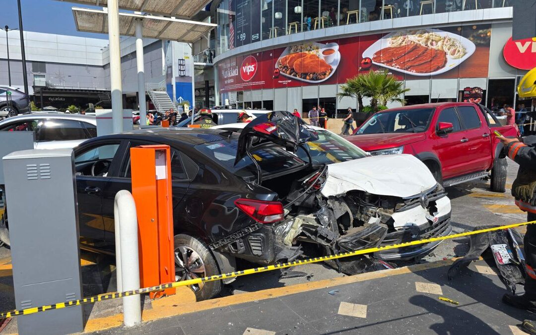 Accidente en Vía Atlixcáyotl: Testigos revelan que jugaban carreritas